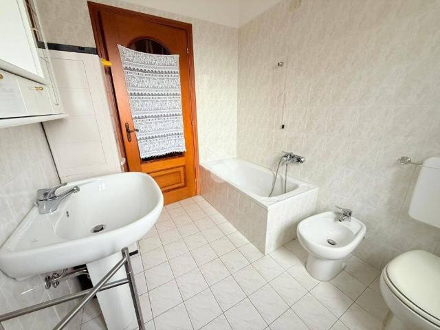Appartamento in affitto a Unione Montana di Comuni delle Valli di Lanzo, Ceronda e Casternone, Piemonte
