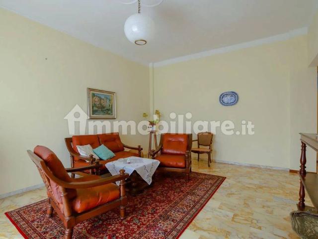 Appartamento in affitto a Sampierdicanne, Chiavari
