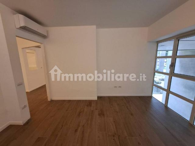 Appartamento in affitto a Centro Storico, Marche