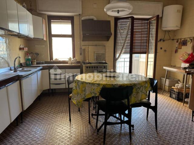 Appartamento in affitto a Quartiere Matteotti, Palermo