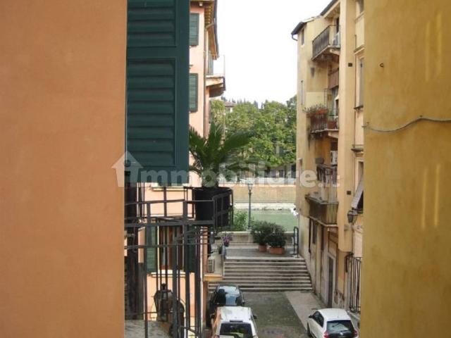 Appartamento in affitto a Centro storico, Brenzone