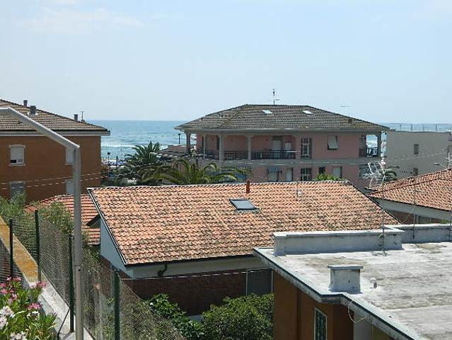 Appartamento in vendita a Ameglia, Liguria