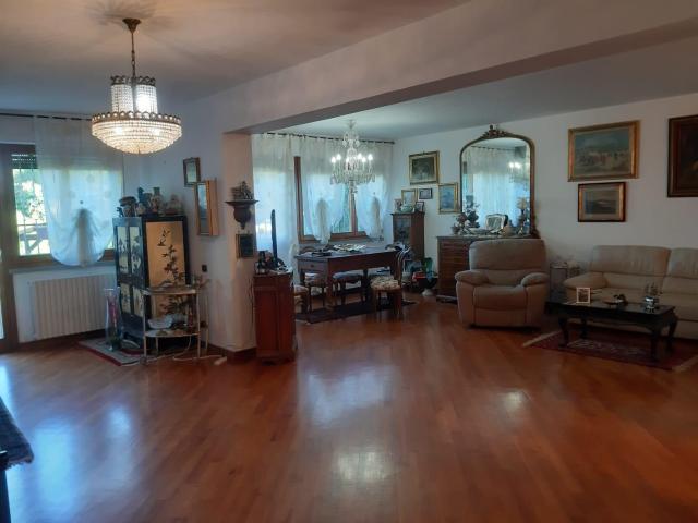 Appartamento in vendita a Montenero Alto, Livorno