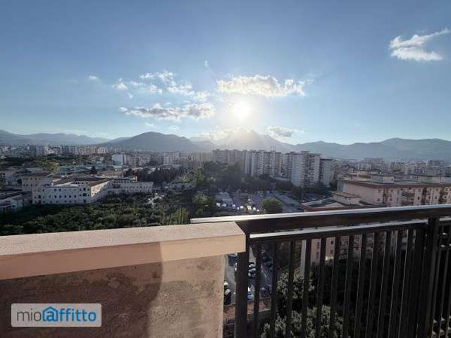 Appartamento in affitto a V Circoscrizione, Palermo