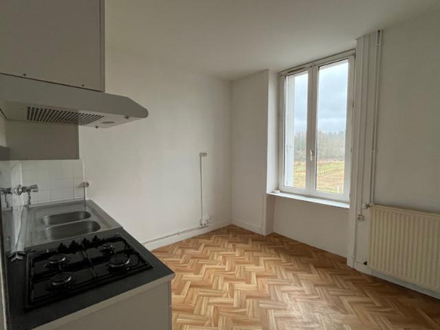 Appartement location à Tournon-sur-Rhône, Saint-jeure-d'andaure