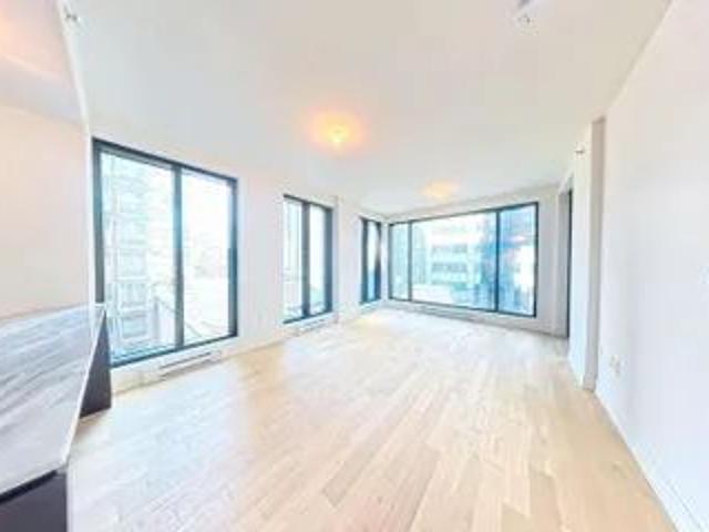 Apartment for rent in Ville-Marie, Montréal