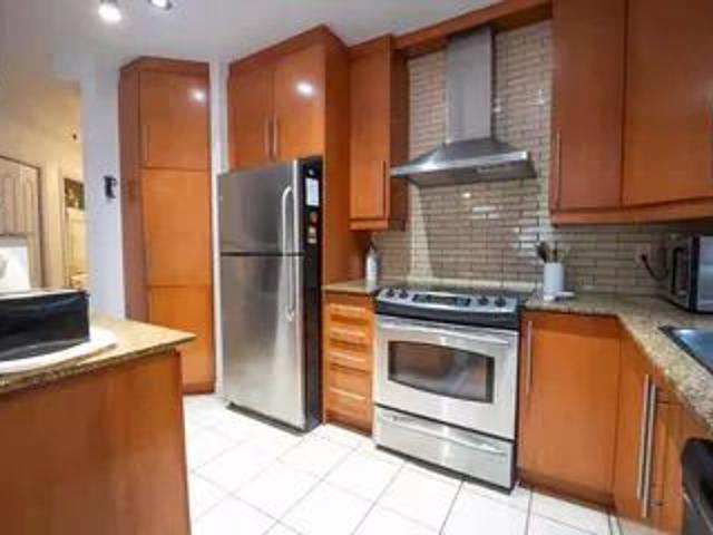 Apartment for rent in Quartier des Spectacles, Montréal