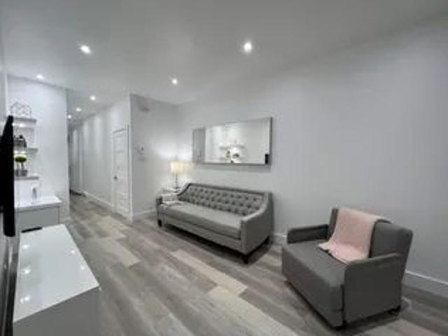 Apartment for rent in St. Leonard's, Quebec