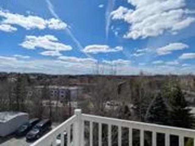 Apartment for rent in Jacques-cartier, Quebec