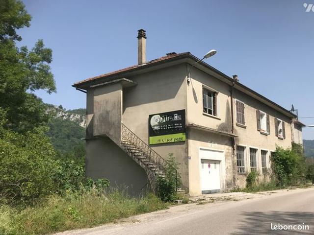 Appartement vente à Saint-Claude, Vaux-lès-saint-claude