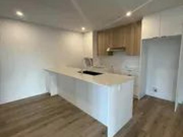 Apartment for rent in Pierre-de Saurel, Quebec