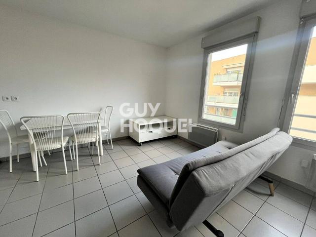 Studio location à Gare, Décines-Charpieu