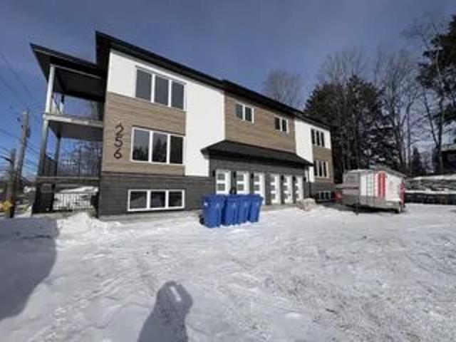 Apartment for rent in Sherbrooke, Quebec