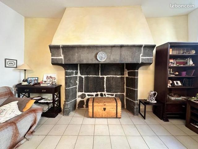 Appartement vente à Saint-Flour, Saint-flour