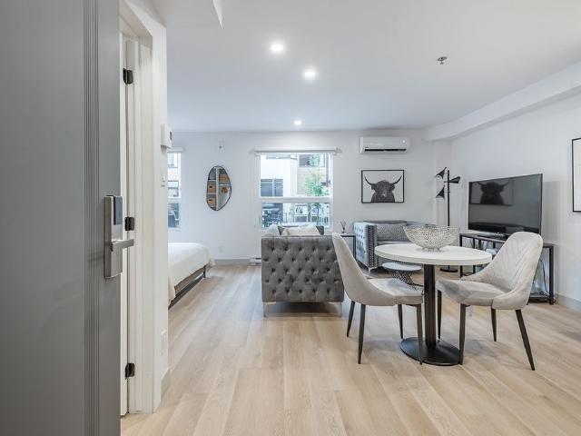 Apartment for rent in Dorval, Quebec