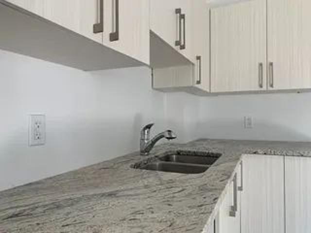 Apartment for rent in Le Plateau-Mont-Royal, Montréal