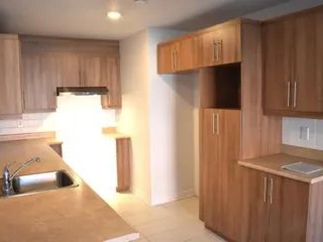 Apartment for rent in Sainte-Agathe-des-Monts, Laurentides