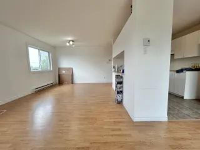 Apartment for rent in Saint-Claude, Québec