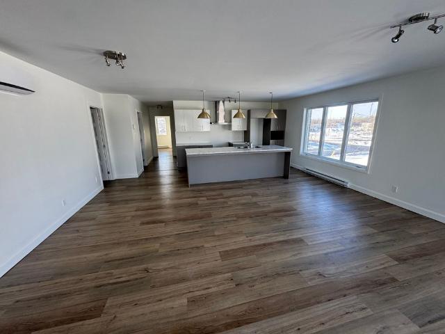 Apartment for rent in Drummond, Quebec