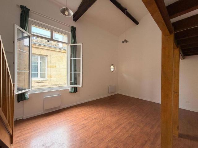Studio location à Les Ardillos, Mérignac