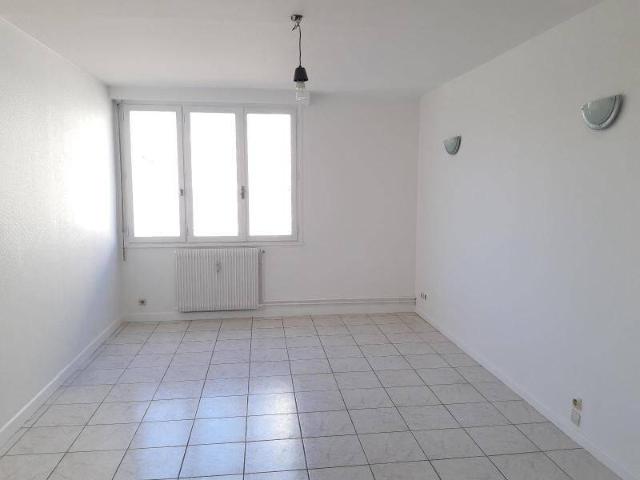 Appartement location à Le Grillet, Porte des Pierres Dorées