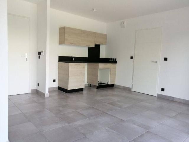 Studio location à Jaurès - République, Avignon