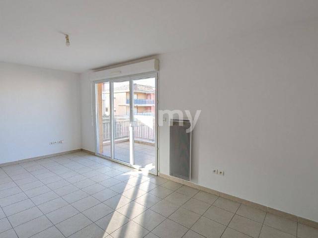 Studio location à Les Milles, Aix-en-Provence