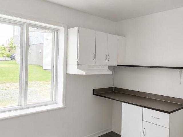 Apartment for rent in Saint-paul-de-montminy, Quebec