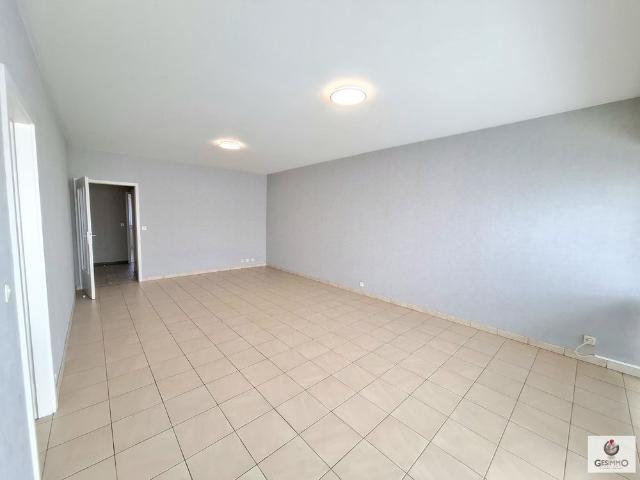Appartement location à La Louvière, Wallonie