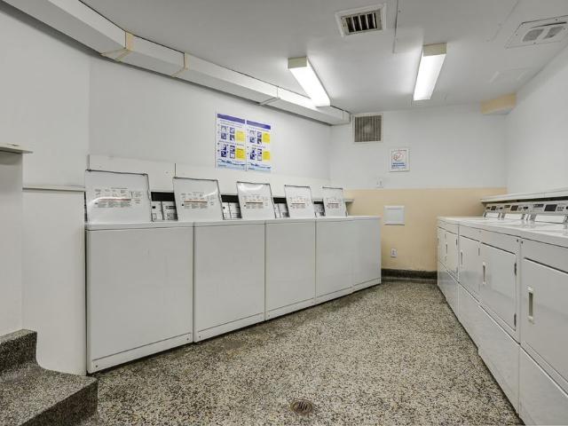 Room for rent in St. Leonard's, Quebec