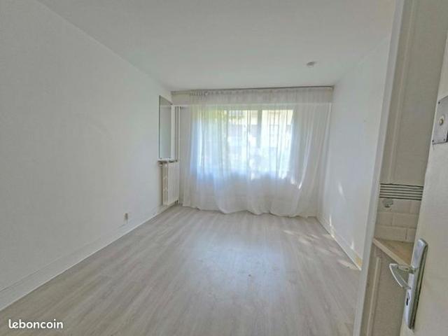 Appartement vente à Paris, Île-de-France