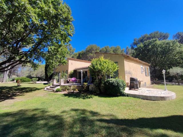Appartement location à Aix-en-Provence, Lambesc