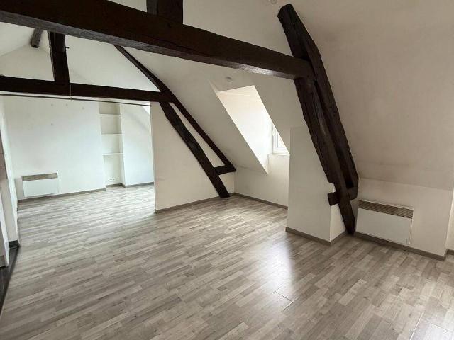Studio location à Collemiers, Yonne