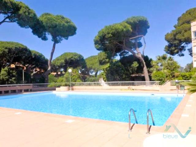 Appartement vente à Arrondissement de Toulon, Hyères