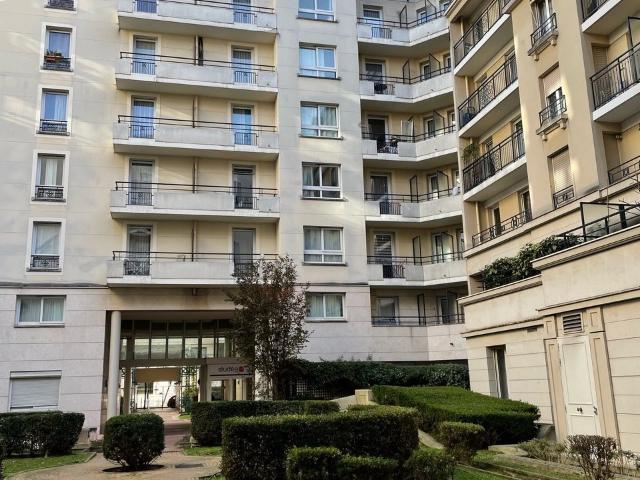 Appartement vente à Issy-les-Moulineaux, Hauts-de-Seine