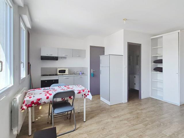 Appartement location à Les Halles, La Roche-sur-Yon
