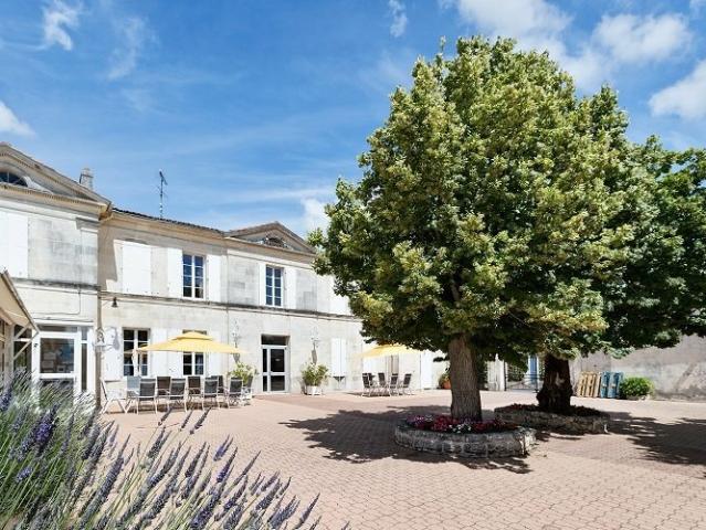 Appartement vente à Saintes, Trizay