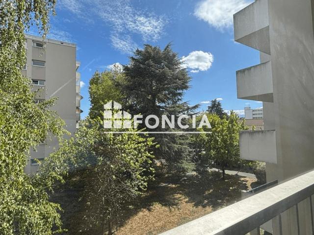 Appartement vente à Lotissement Les Jardins du Béarn, Pau