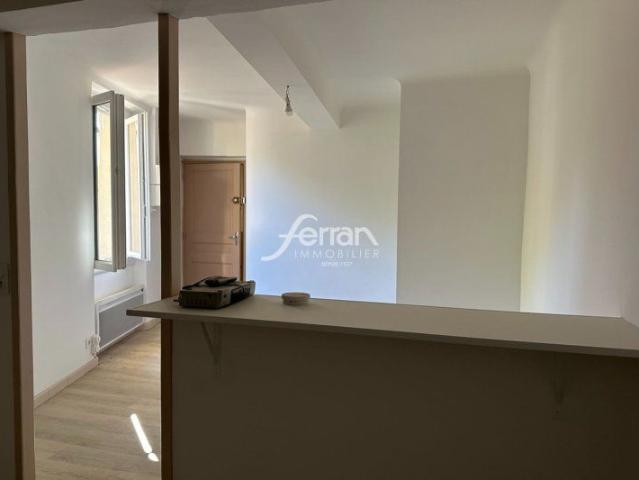 Appartement location à Arrondissement de Draguignan, Salernes