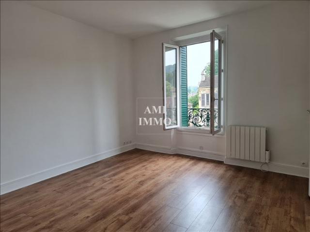 Appartement location à Le Hameau du Petit Bièvres, Bièvres