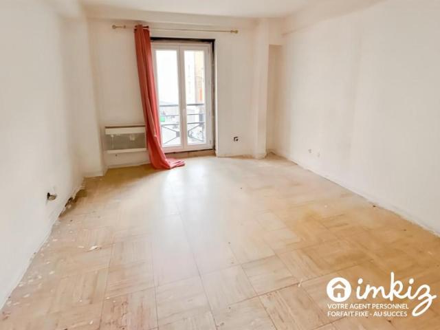 Appartement vente à Paris 18e Arrondissement, Paris