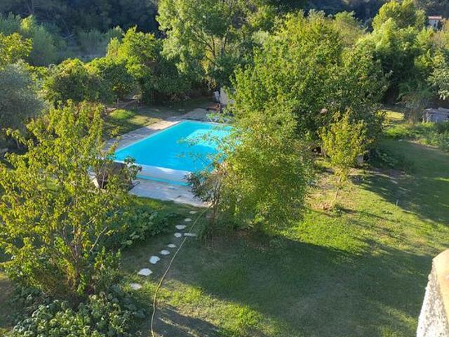 Appartement location à Arrondissement de Draguignan, Châteaudouble