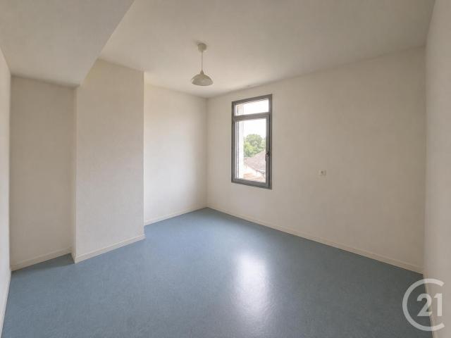 Appartement vente à Résidence de l'Orangerie, Évry-Courcouronnes