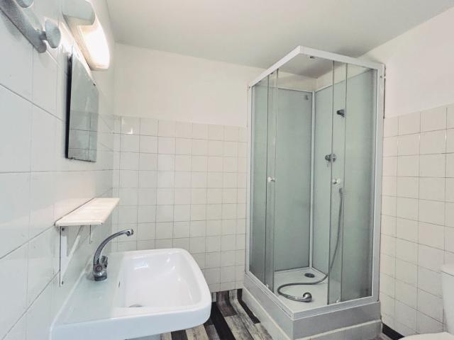 Appartement location à Blaye, Cars