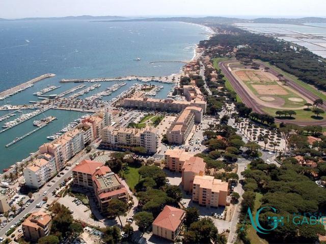 Appartement vente à Arrondissement de Toulon, Hyères