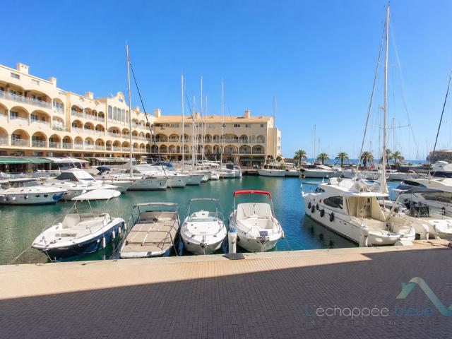 Appartement location à Arrondissement de Toulon, Hyères