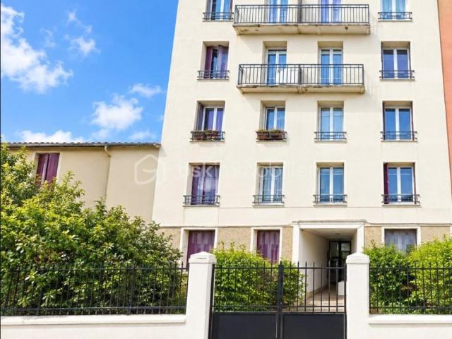 Appartement vente à Porte d'En Bas, Bagneux