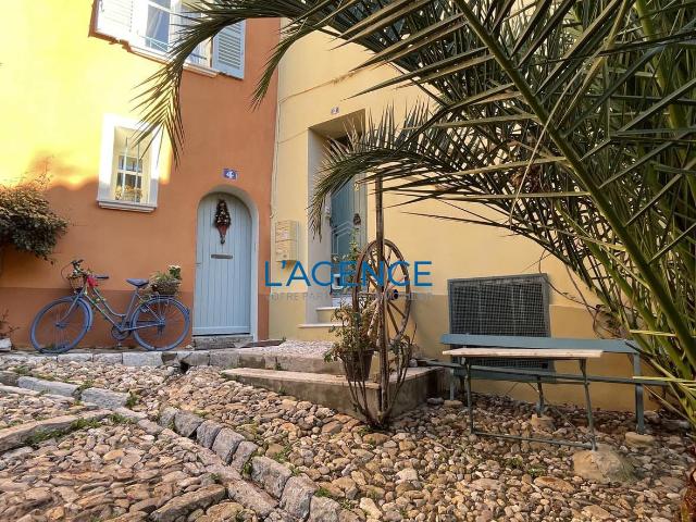 Appartement vente à Arrondissement de Toulon, Hyères