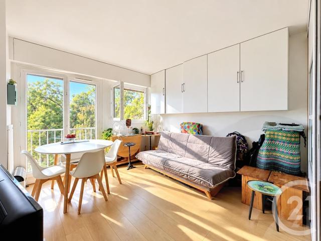 Appartement vente à Paris, Île-de-France