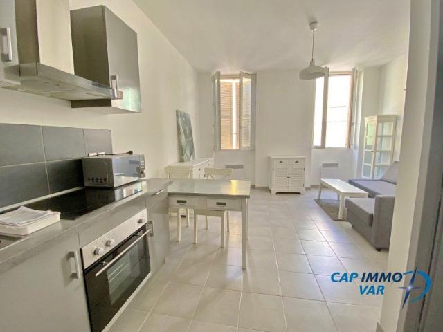 Appartement location à Arrondissement de Toulon, Le Beausset
